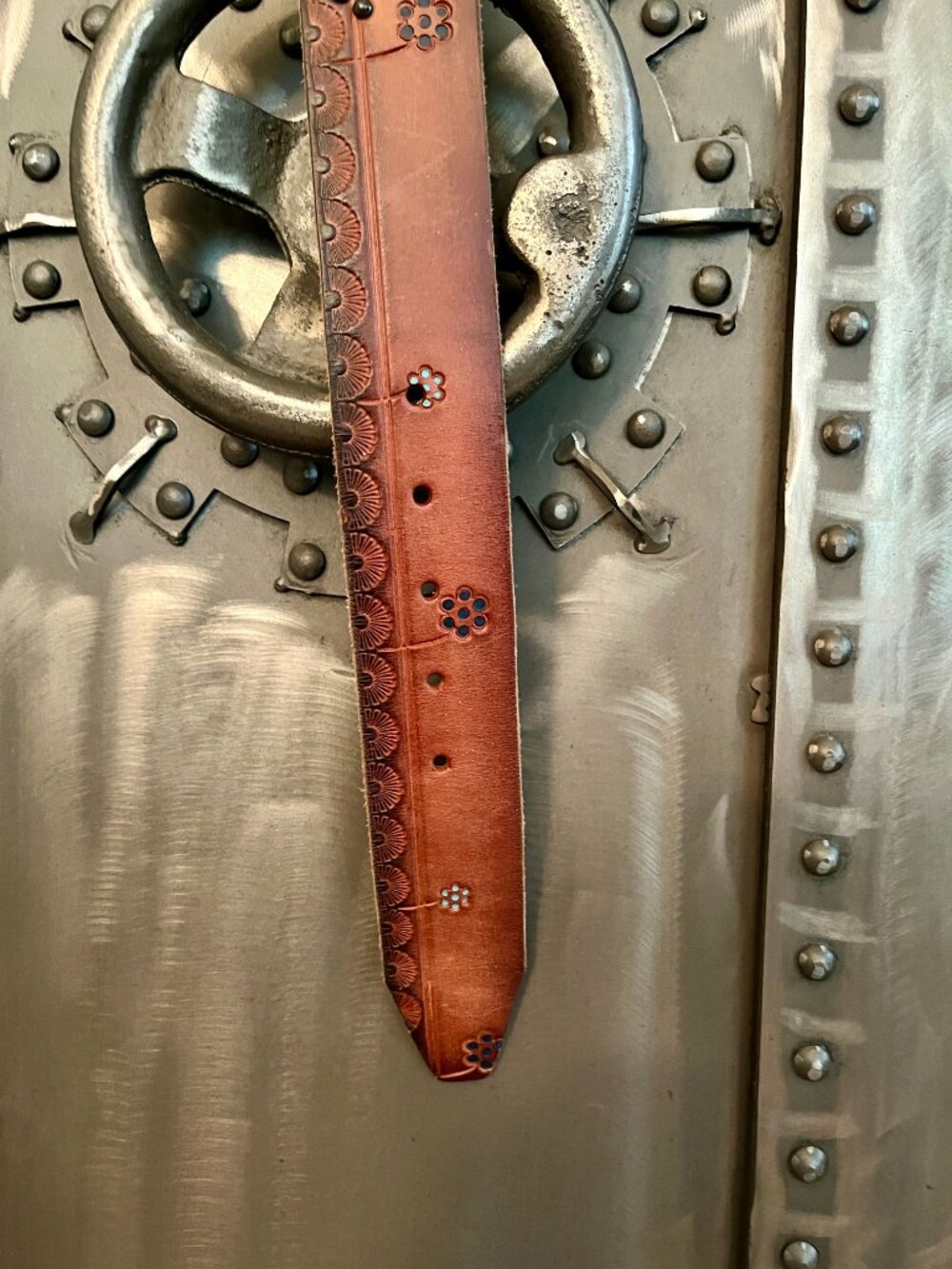 Vintage Lucky Brand Studded Turquoise Floral Leather Belt - Large - Picture 10 of 10